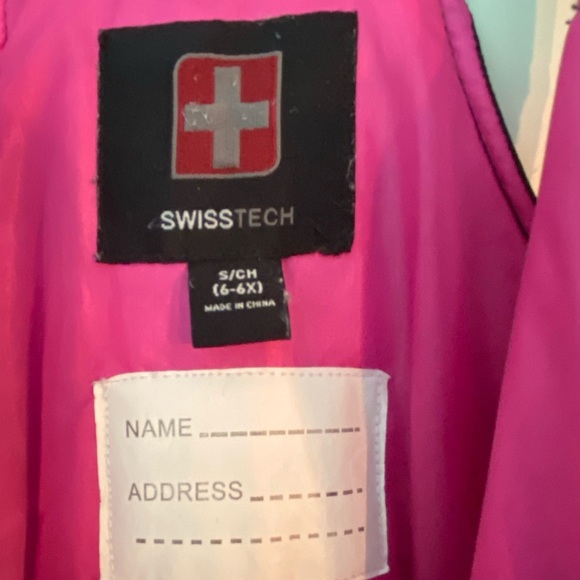 Swiss Tech- Child’s Size 6/6x Black/Pink Adjustable Snow Bibs - Picture 8 of 10